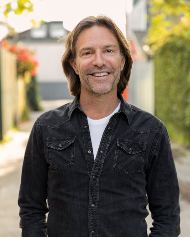 Watch: Eric Whitacre – 'There's such power in just saying yes'
